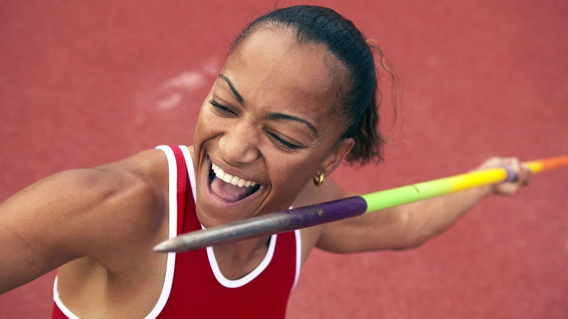 _猛龙队内线强硬，面对对手毫不退缩_，猛龙队员